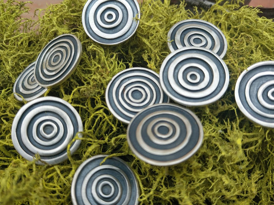 Concentric Studs